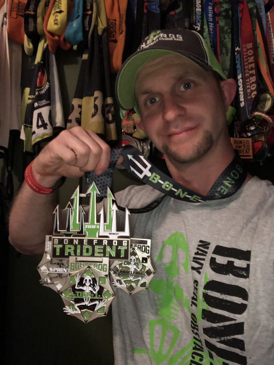 Bonefrog_'s tweet photo. TRIDENT TUESDAY...
Here are a few of the brave souls that took on the challenge of the Trident in a day and conquered it in Virginia Beach!
Antonio Fernandez, Jon Caldwell and Sean Hummel
#bonefrog #wearebonefrogs #trident #bonefrogtrident @jc021 @shummel11 @bravothegoldendoggo https://t.co/eGAaMyORFq