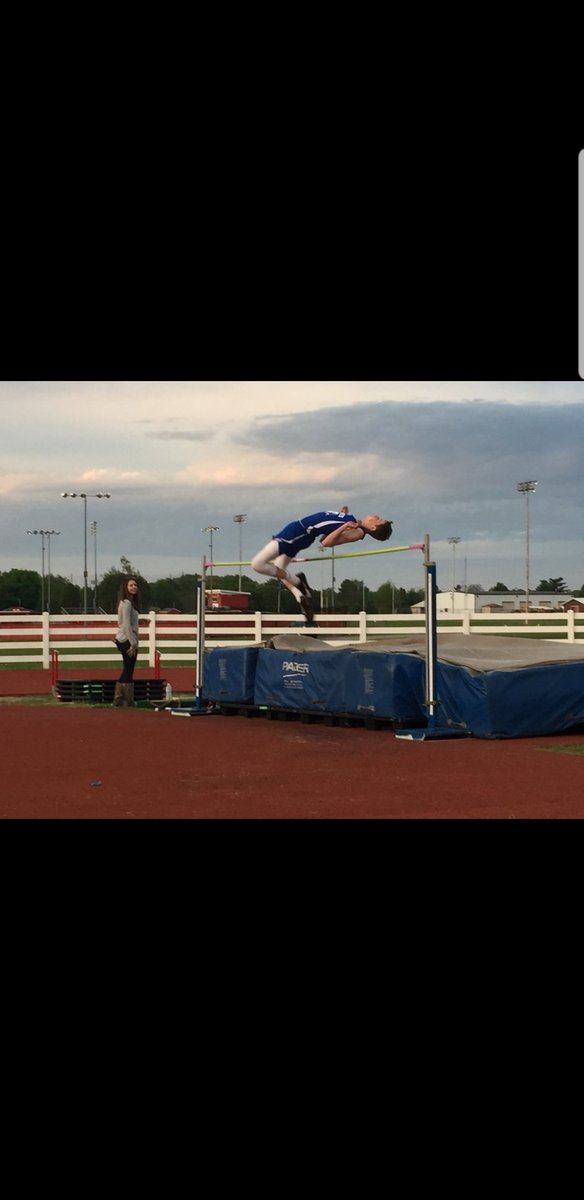 GravesTrack's tweet image. It was a great night for the Eagles at the Calloway quad meet.  Several kids got their PR's and found there way onto our record board.