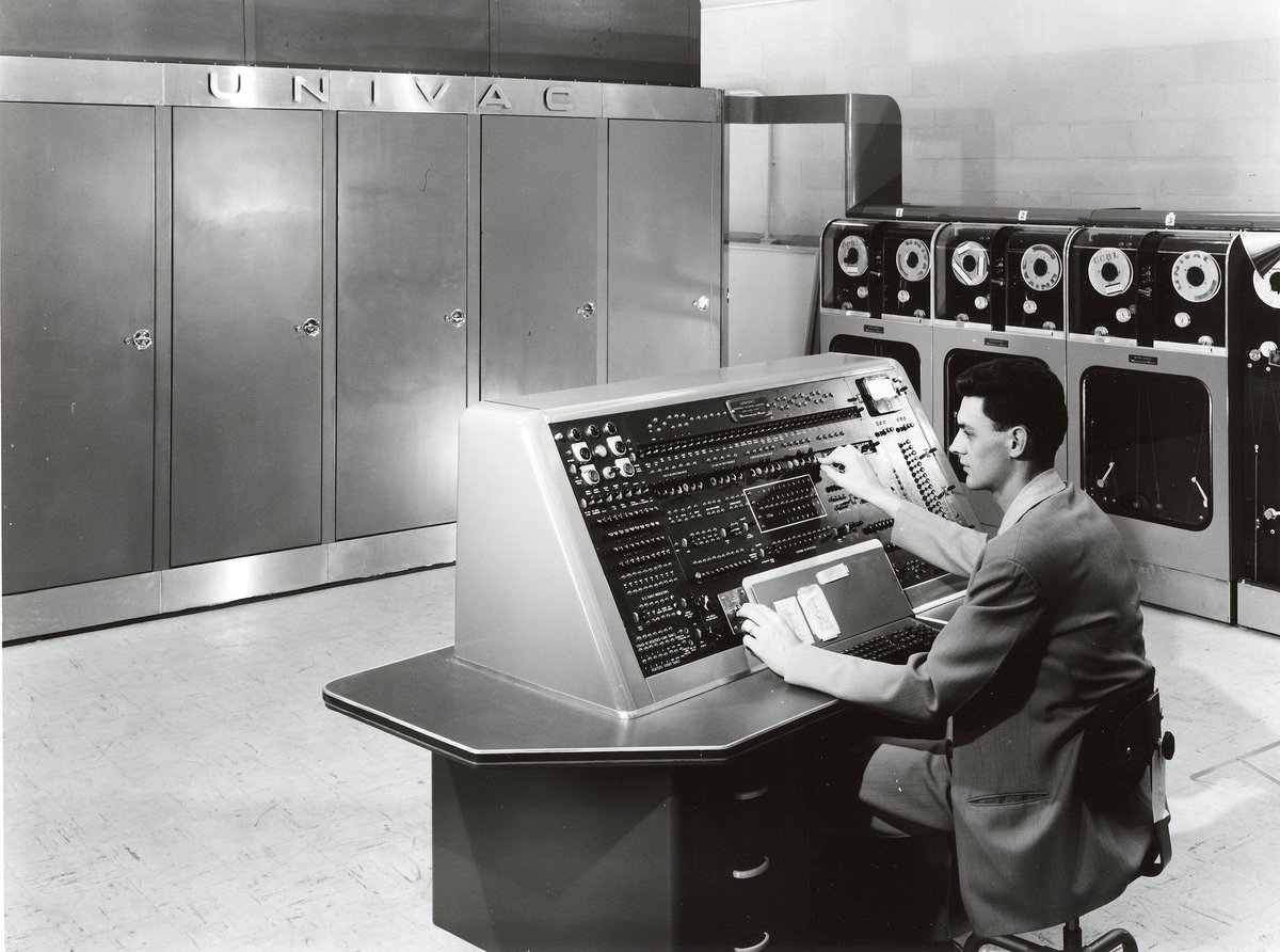 1 Поколение ЭВМ UNIVAC