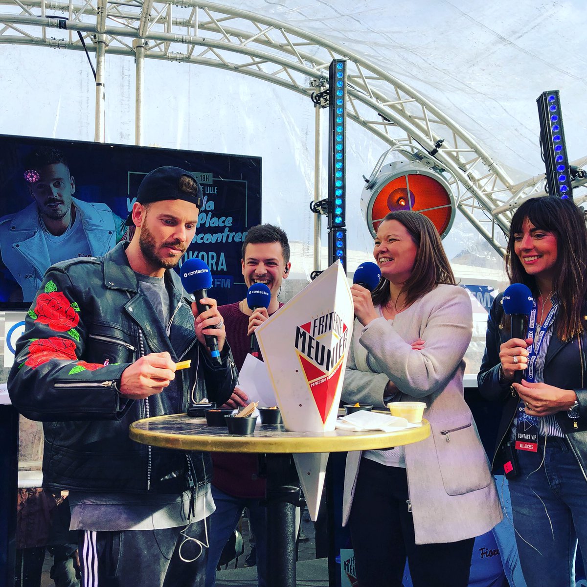 RadioContactFM's tweet image. Le #ShotTest de sauces frites pour #MPokora sur #ContactFM !!!  • @radiocontactfm @MPokora • Avec #FriterieMeunier