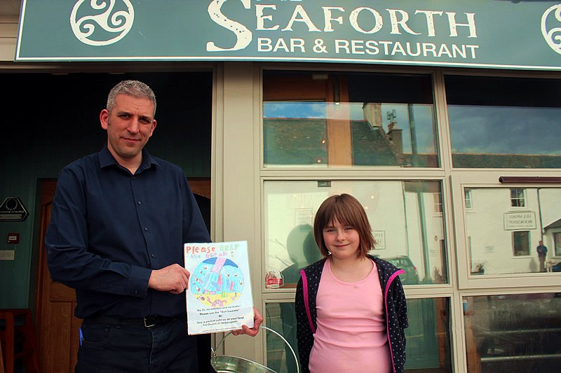 klondyker's tweet photo. Ullapool Primary kid Megan out campaigning to stop cigarette butts reaching our sea. She made posters & delivered them + a bucket to 4 pubs in Ullapool. One of the main litter items in our sea - full of toxins, plastics and take 10 to 15 years to break down. #PainInTheButt https://t.co/nggouJAffI