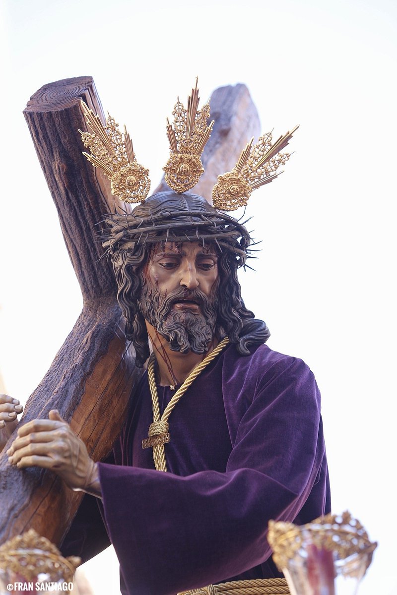 El protagonista del pasado Martes Santo. 😍👏❤
📷: Fran Sanriago.
#MasQueUnaDevocion
#Humildad
#NazarenoDelCerro
#Cerro
#MartesSanto
#CerroDelÁguila
#Sevilla