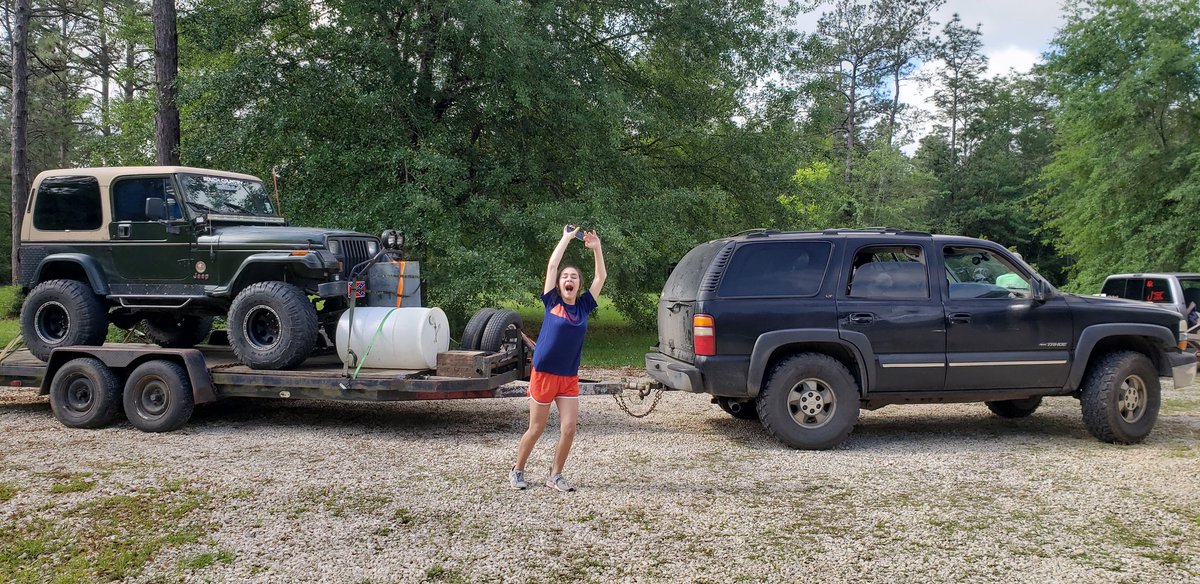 #lamudfest #trucksgonewild
#jeeplife