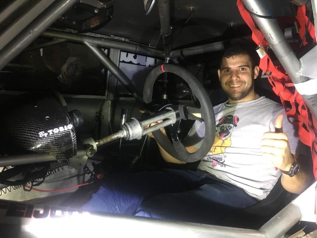 JulianRFeijoo's tweet photo. Estamos ready amiguites 😄 ‼️ 
.
.
.
.
#JRFeijoo #match5 #albino #raceday #race #car #taller #dalequeyaestamos #pilotoinvitado https://t.co/LfEUjwBKua