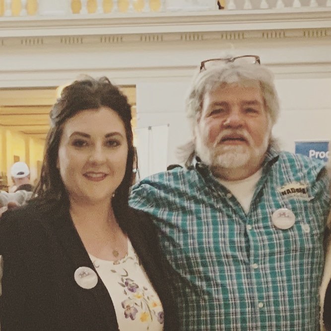 BroadleafOK's tweet photo. Hey y'all!  Our main man,  Skip,  will be out of the business traveling until next Thursday! 
Don't worry though Kenny has ya covered along with Chip this weekend!  #cannabiscommunity #oklahomansforcannabis #oklahomacannabis #veterans4cannabis https://t.co/lP64iOSoRe