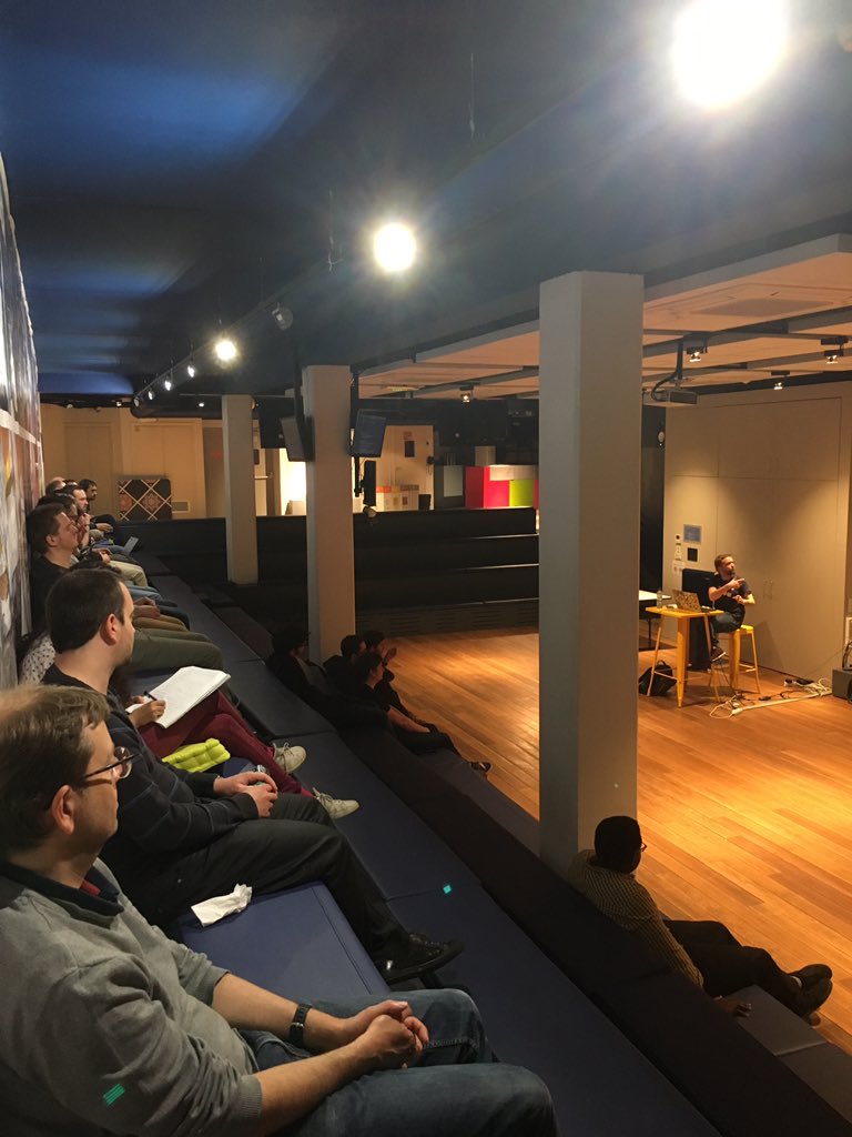 KiabiDigitFact's tweet photo. [BBL] Ce midi @Nathan_damie de @ZenikaLille nous a parlé de notre techno préférée, JavaScript ! Le binding n’a plus aucun secret pour nous ! https://t.co/Am3TlucR1y