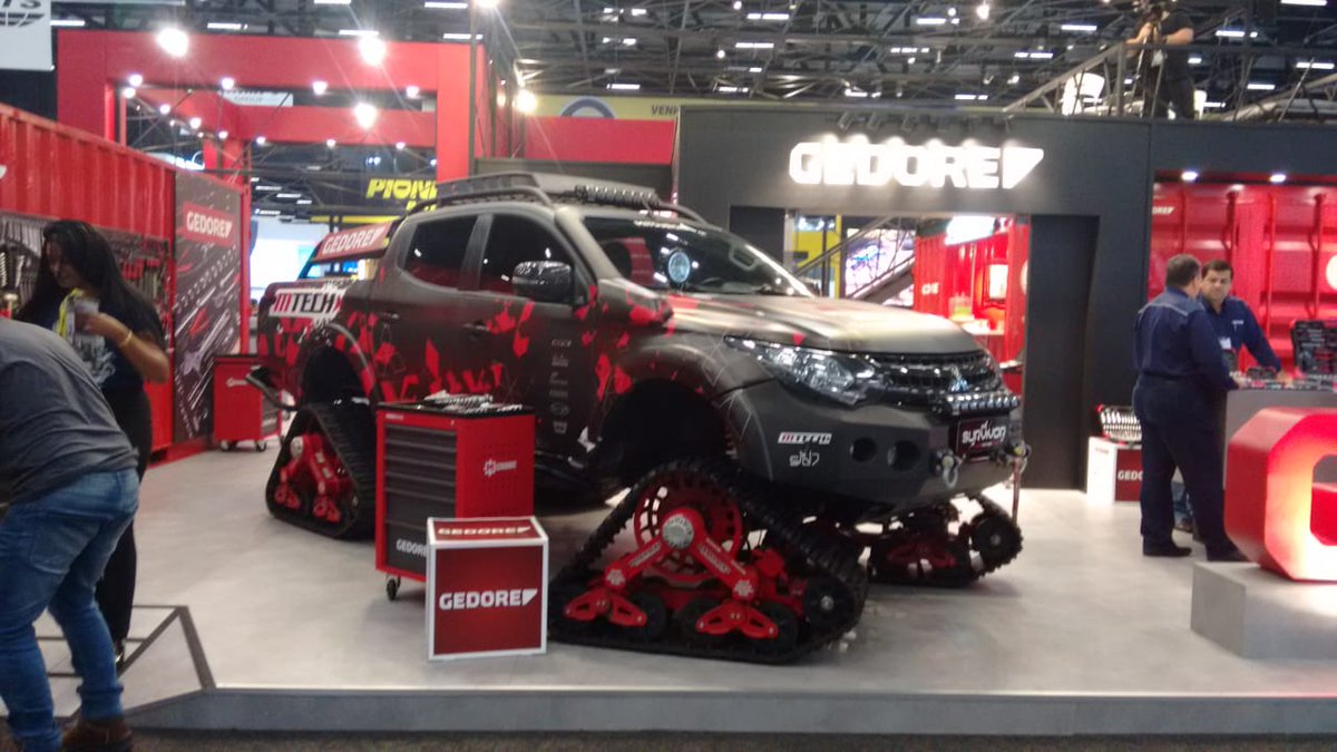 INDULOCK2018's tweet image. Día 3 en #automec recorremos la feria! #indulock #industrianacional #automec2019 #saopaulo #brasil #feria #autopartes #pymes #exportacion #argentinaexporta #industriasargentinas🇦🇷 #aftermarket #repuestos #cerraduras #cerrajeros