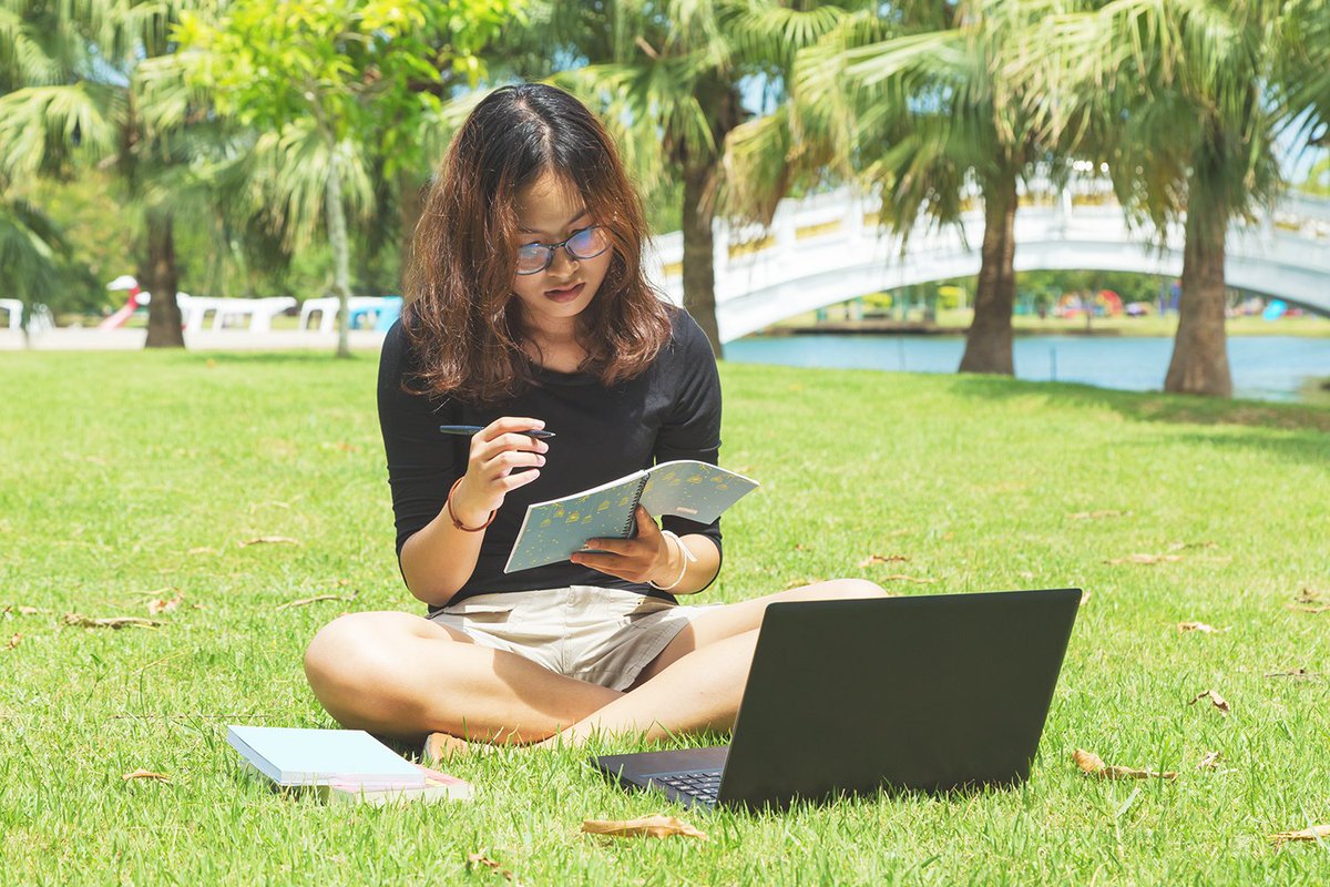 This program can be completed in just 15 months - entirely online! Learn more today: bit.ly/2HQVSzW