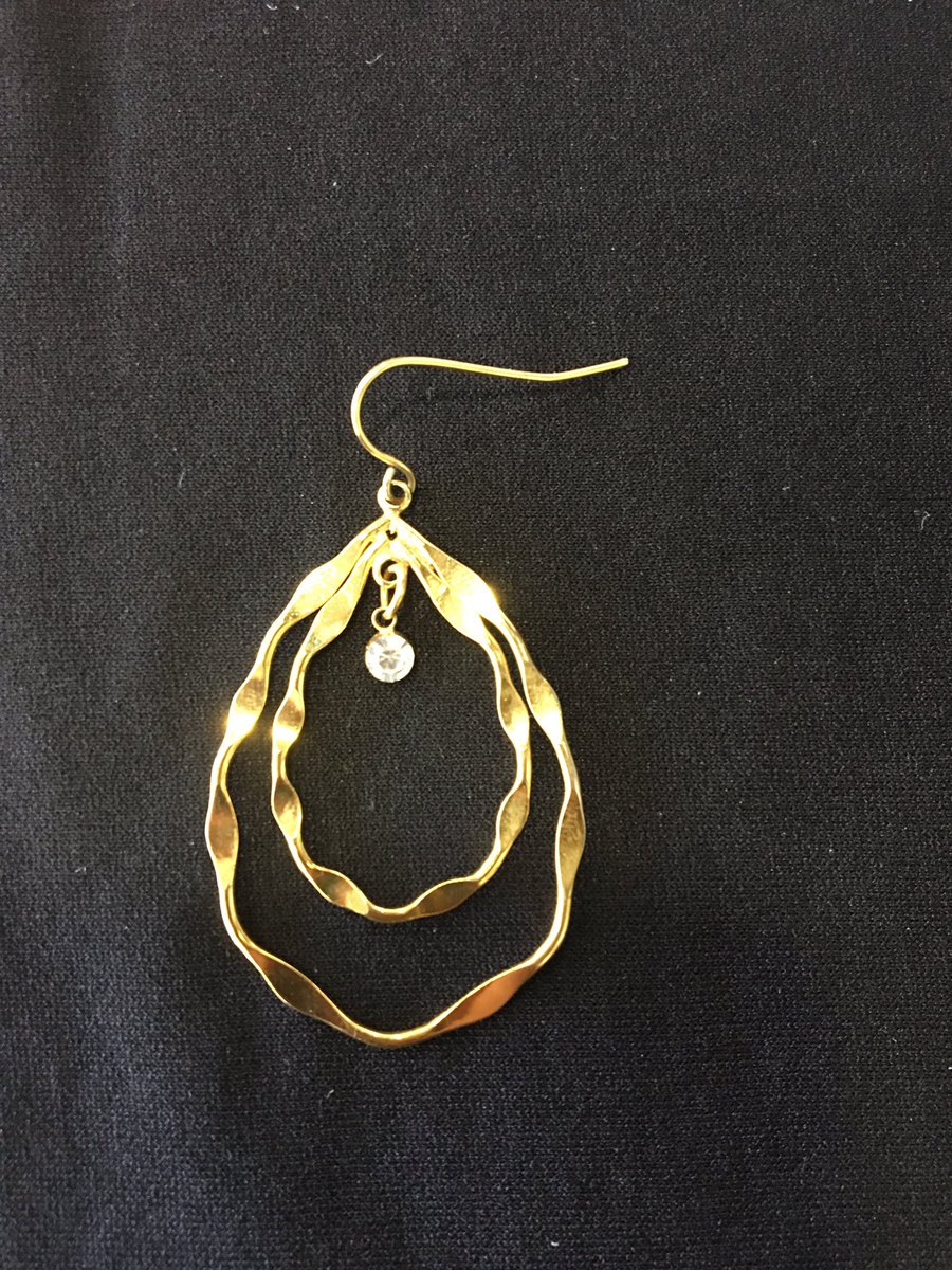 robynPparsons's tweet photo. FOUND at #CASPR2019 if anyone is missing this beautiful earring, come see me at the registration table! https://t.co/HXGF8h8A2Q