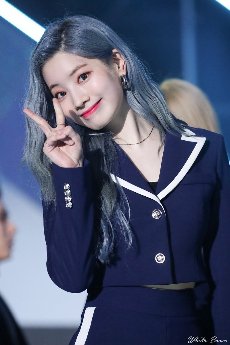 Twice_pic9's tweet photo. #다현 #트와이스 #DAHYUN #TWICE #ダヒョン https://t.co/0dEaNvkFBP https://t.co/WWout2Rask