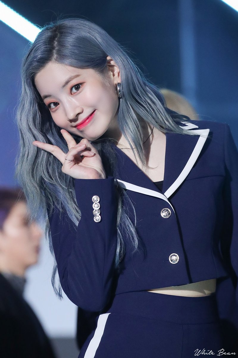 Twice_pic9's tweet photo. #다현 #트와이스 #DAHYUN #TWICE #ダヒョン https://t.co/0dEaNvkFBP https://t.co/WWout2Rask