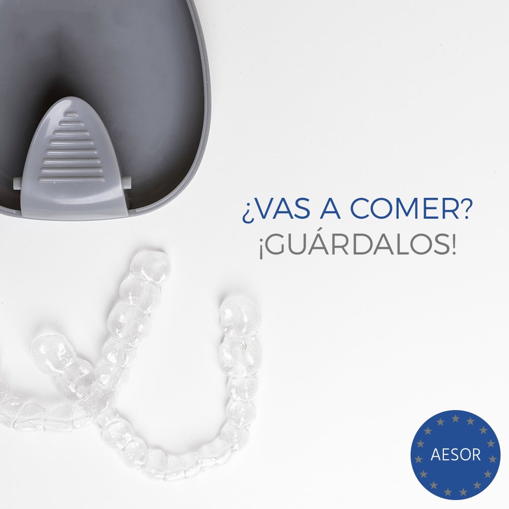 AESORoficial's tweet photo. No olvides guardar en la cajita tus alineadores de #ortodoncia invisible si vas a comer o a beber algún líquido. Límpialos de forma adecuada y con los productos recomendados por tu ortodoncista. https://t.co/poS7UfY1kY