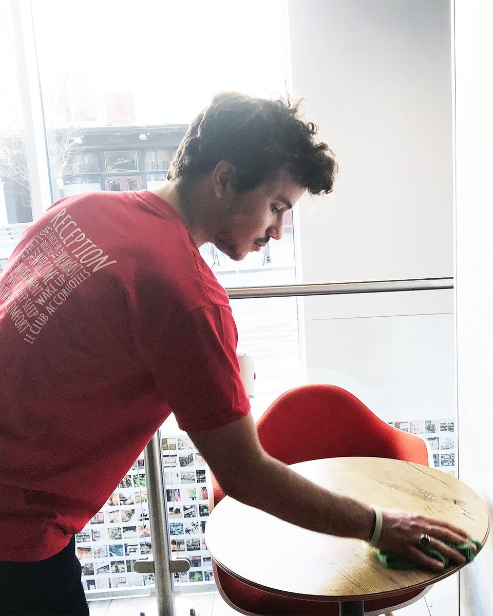 UK_Internship's tweet photo. Italian student Rainer completed a work experience in a hotel in Brighton. Where would you want to do your internship in Brighton?

#internshipinbrighton #internship #workexperience #improveyourEnglish #brightonlife #workplacement https://t.co/1EK80YA8nA