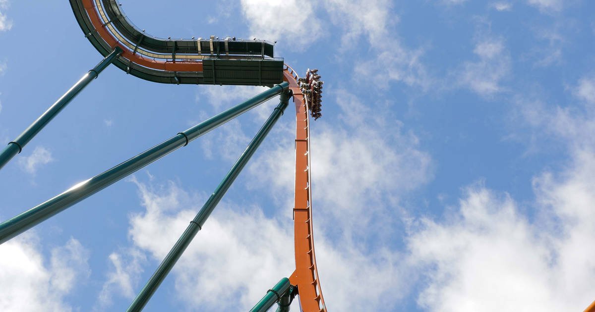 This is what the Yukon Striker dive coaster at Canada's Wonderland looks like bit.ly/2ZvZUUM #Toronto