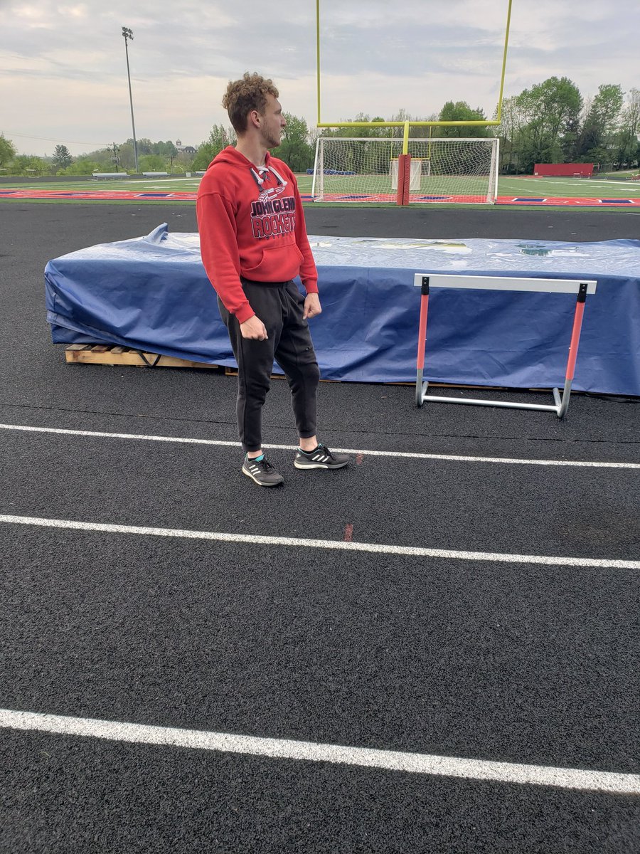 itscoachlawson's tweet photo. A lil morning workout ain't neva hurt nobody 💯 $$ It's Conference Week!! $$ "Hard work beats talent when talent doesn't work hard'' #tracklife #Gtown #gohard #theprocess #conferenceweek #bigmoment #prweekend #sprintsquad #geauxtigaas #sprintlife #gofast #kytrack https://t.co/iCBtXsDrYe