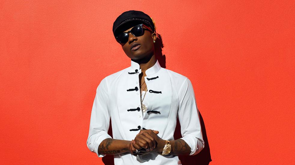 🎶 Vous voulez tout savoir sur les sorties afro-dancefloor de la semaine ? Suivez les recommandations de <a href="/DJFMK/">DJ Face Maker</a> ! Au programme : <a href="/wizkidayo/">Wizkid</a> <a href="/TaycOfficiel/">T A Y C</a> <a href="/PoisonMobutu/">Poison Mobutu</a> <a href="/bgmfk241/">BGMFK 🐺 2417 OUT NOW</a> <a href="/LarryGaagazeen/">Larry Gaaga</a> <a href="/SkipMarley/">Skip Marley</a> ▼ rfi.my/3xiR #rap #musiqueafricaine #Afropop #rnb