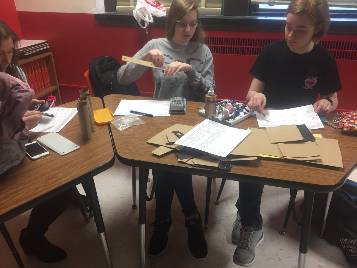MengesMath's tweet photo. Day 1 of building 3D models and finding their surface area and volume! Stay posted for the final projects where you can vote on your favorite design! #si9gc https://t.co/FpyKgZlGno
