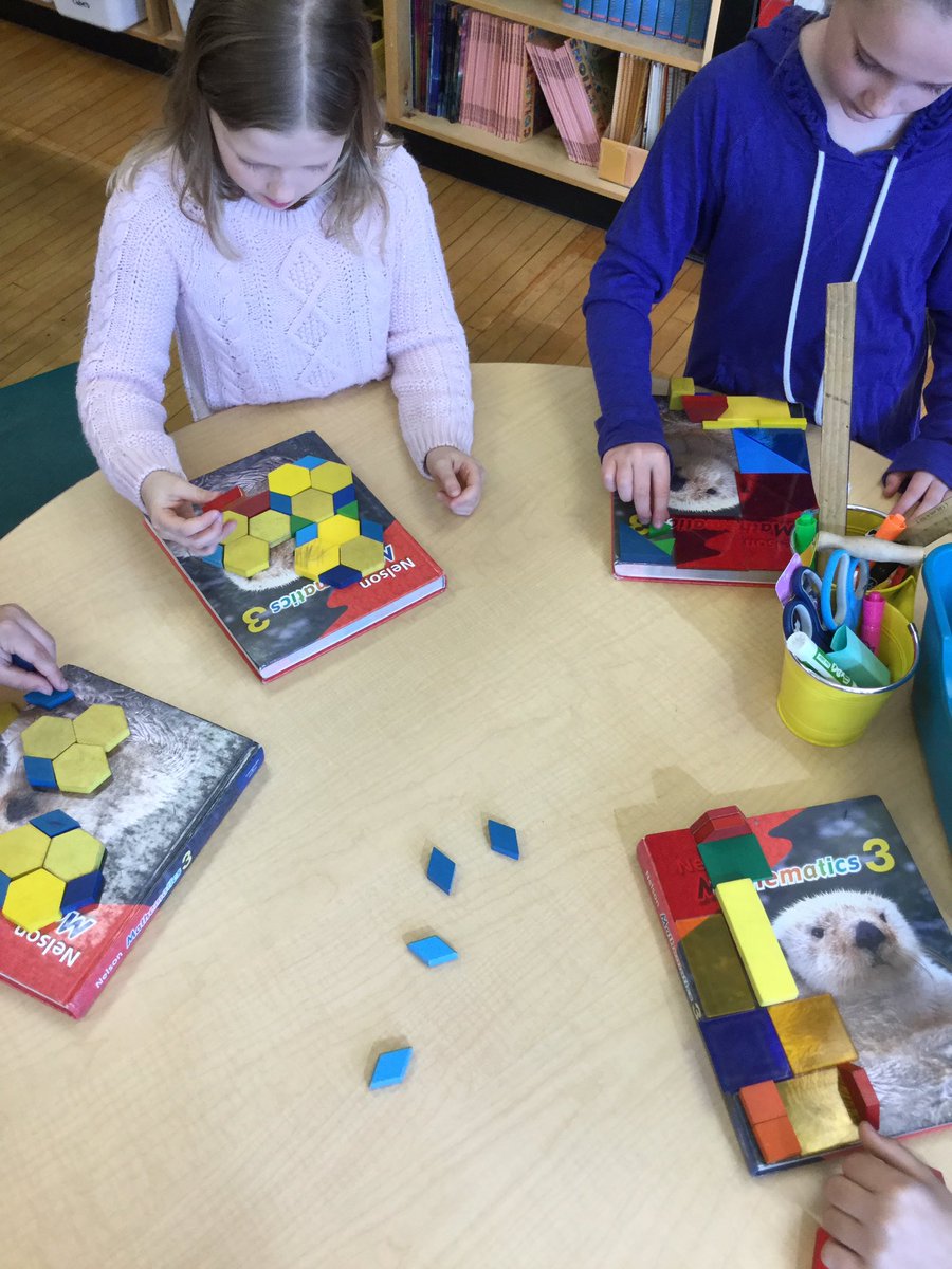 MsNadon's tweet image. @MsNadon’s grade 3s exploring surface area using different shapes. Which shapes work and which shapes don’t? Smaller or Larger? @infoAlexandraPS #inquiry, #mathfundamentals, #surfacearea, #explore