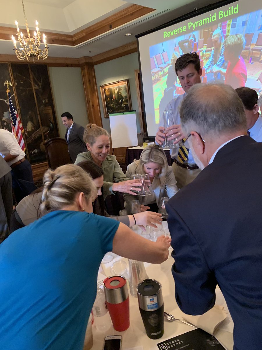 FLCMAA's tweet photo. Gator Region is proud to be at The Oaks Club for education with Derek Deprey. https://t.co/EZMgsjHN5V