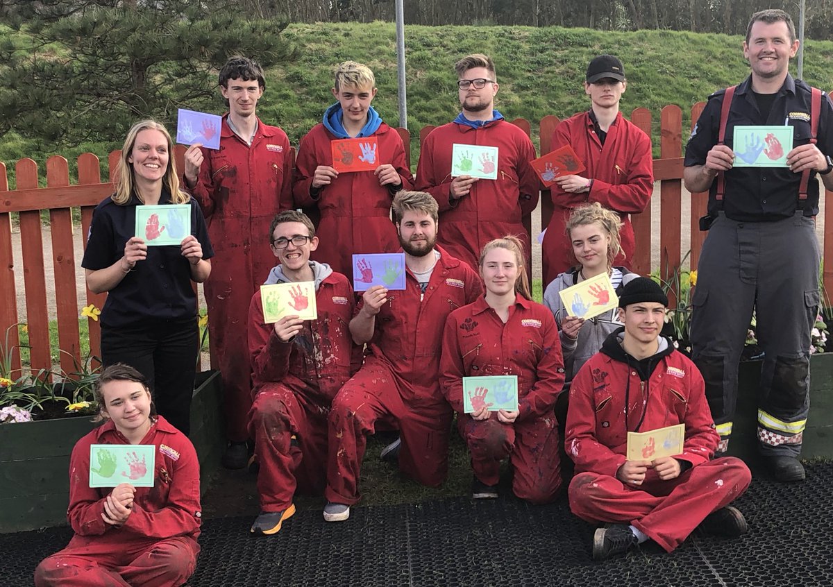 PTTeamCornwall's tweet photo. Thinking about joining our next team? If you are 16 - 25 you can join our free 12 week programme to help you build confidence &amp; gain employability skills. Visit https://t.co/yRRZgHtCvZ to find out how to join #Team17 which will be based at @TruroCFRS! #LoveMyTeam 🚒🏅 https://t.co/4uAGbsViT5