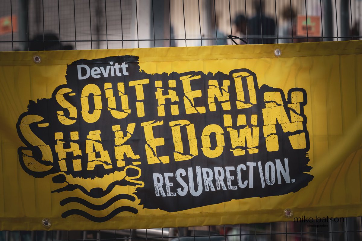 mikebatson5d's tweet photo. The #devitt #southendshakedown returned on Easter Bank Holiday Monday so a walk round was in order on what turned out to be a busy afternoon @DevittInsurance 👍 #Southend #shakedown #devittinsurance https://t.co/A41jz4Z1xT