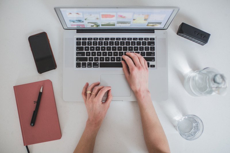 Accountants aren't normally known for being #paperless but here we are aiming to #ReduceReuseRecycle by communicating with our clients by email and sending documents via client portals, helping us with #GDPR compliance too! 

#chestertweets
#accountant
#stationeryweek 
#accounts