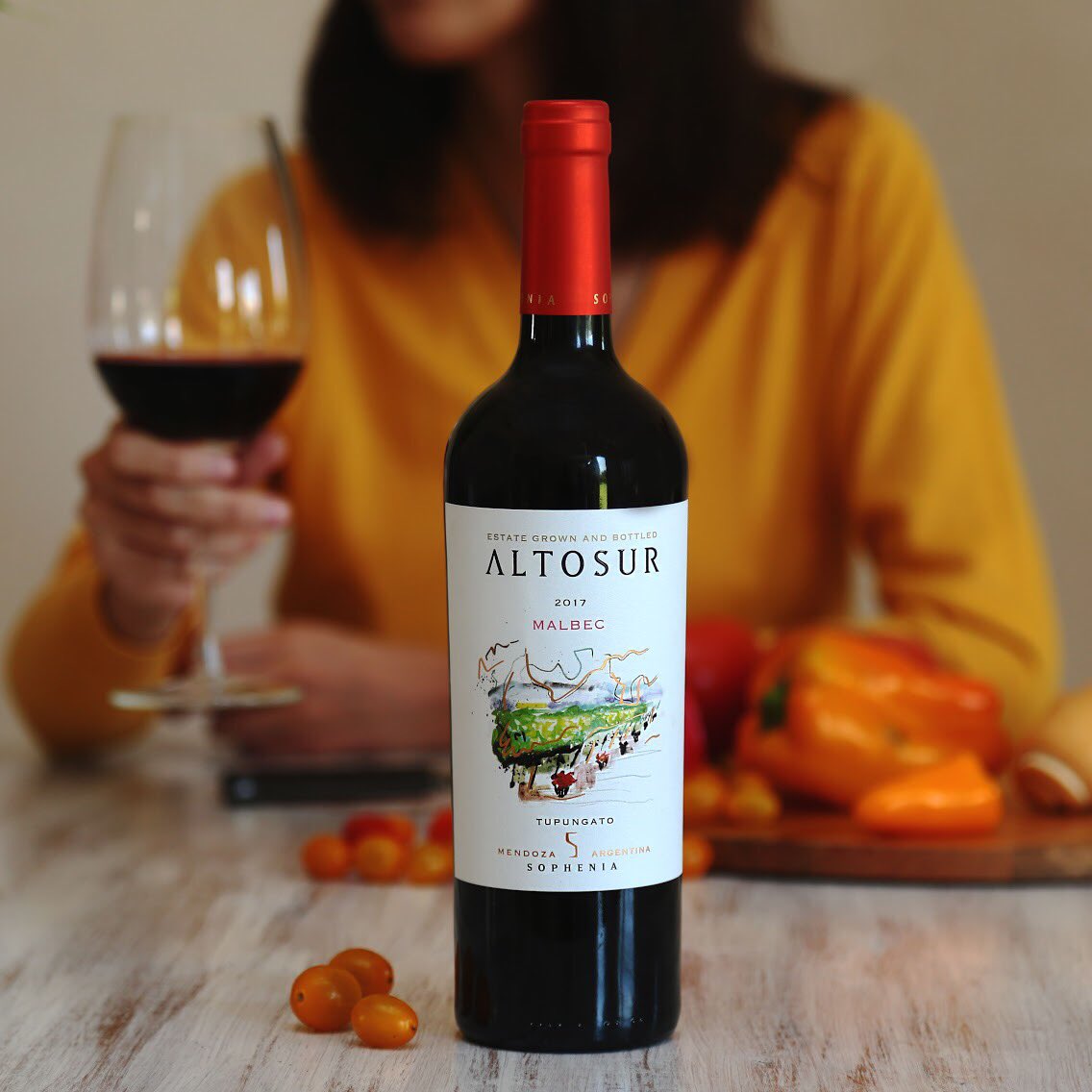 FincaSophenia's tweet photo. Últimos días para participar del #SORTEO en #Instagram!
Celebramos el #DíaMundialDelMalbec con el sorteo de una caja de #ALTOSUR.
Para participar: seguí a Finca Sophenia en Instagram, dale like a la publicación y etiquetá en comentarios a dos amigos.
#ALTOSUR #Fresco #Ligero https://t.co/ygYrJ0uF2E