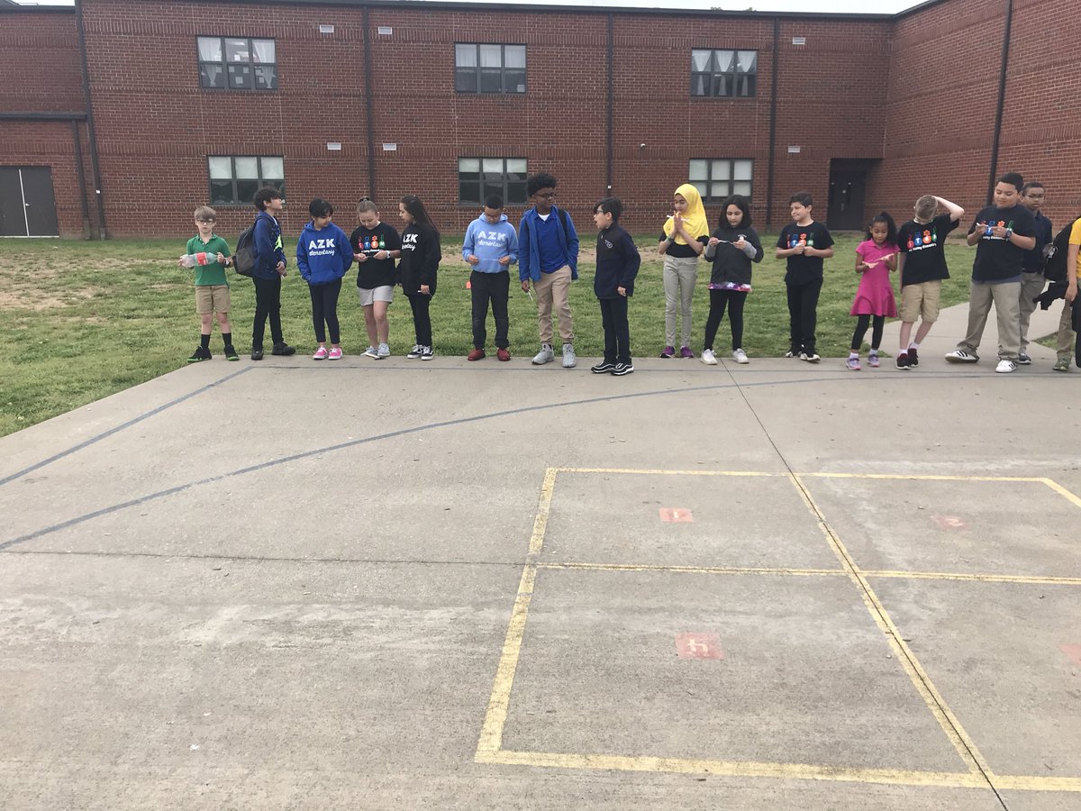 KellyJCarey's tweet image. Practicing our presentation piece of our rocket launch. Our launch is ONE WEEK FROM TODAY!!! We cant wait to share our work! #azkstem #stem @AZKelleyES