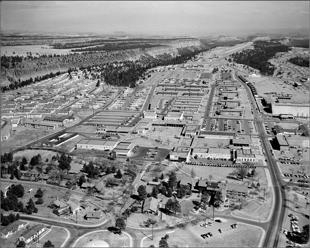 FatMan_39's tweet photo. Los Alamos Is Finished #FinishDaBomb #WeDaBomb #ShoutOutBigDaddy #OneMoreStep

Janurary 1, 1943 https://t.co/SyLsQKodDe
