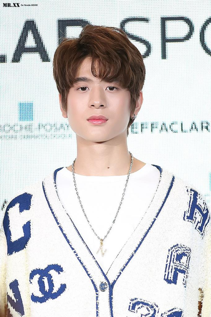 Mr_doublexx's tweet photo. ดุแล้วนะฮะ 😏
#XXSIVK
#PorscheSivakorn
#LaRochePosayTH
#SpotscanTH https://t.co/J9kAog0lPX