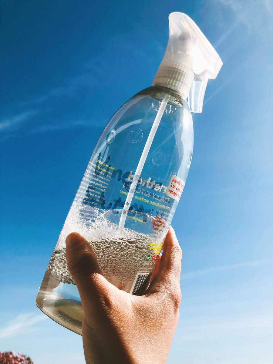 Kborosparks's tweet photo. Why not #REUSE old cleaning bottles to make your own cleaning solution sprays from vinegar? Great way to reduce waste ππ» 50% white Vinegar with 50% water makes the perfect homemade cleaner to help your windows shine π
#Knaresborough #reusebeforerecycle https://t.co/pRXBgUQ9fG