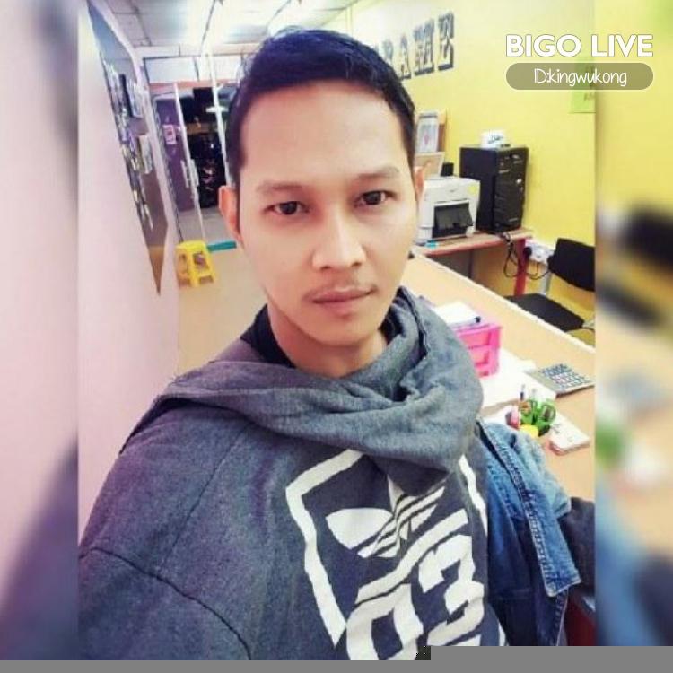 fidachubby's tweet photo. Masuk dan tonton LIVE 🍇👑KingWukong🐿 di #BIGOLIVE  
https://t.co/W6qMAlfnrj https://t.co/oACaIG0dQT