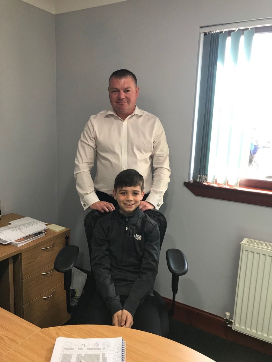 ThePurvisGroup's tweet photo. What happens when an inquisitive P7 spends a day at Purvis Group HQ to learn about the world of work?
Lots of questions, learning, technology and a Twitter takeover!
#ThomasTalks #ThomasTweets #ThomasLikesTraining #bringyourchildtoworkday @DYW_PandK @CITB_Scotland https://t.co/FmiwftCqwF