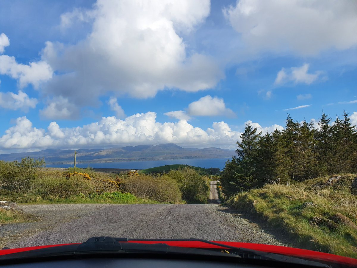 Bridge view houseB&B (@bridgeviewhouse) on Twitter photo What a lovely day here in  kilcrohane a few pics of the Goats path and Glenlough where we dropped off our guests for their days walk and to durrus where we dropped other guests luggage off. What a lovely day here in  kilcrohane a few pics of the Goats path and Glenlough where we dropped off our guests for their days walk and to durrus where we dropped other guests luggage off.