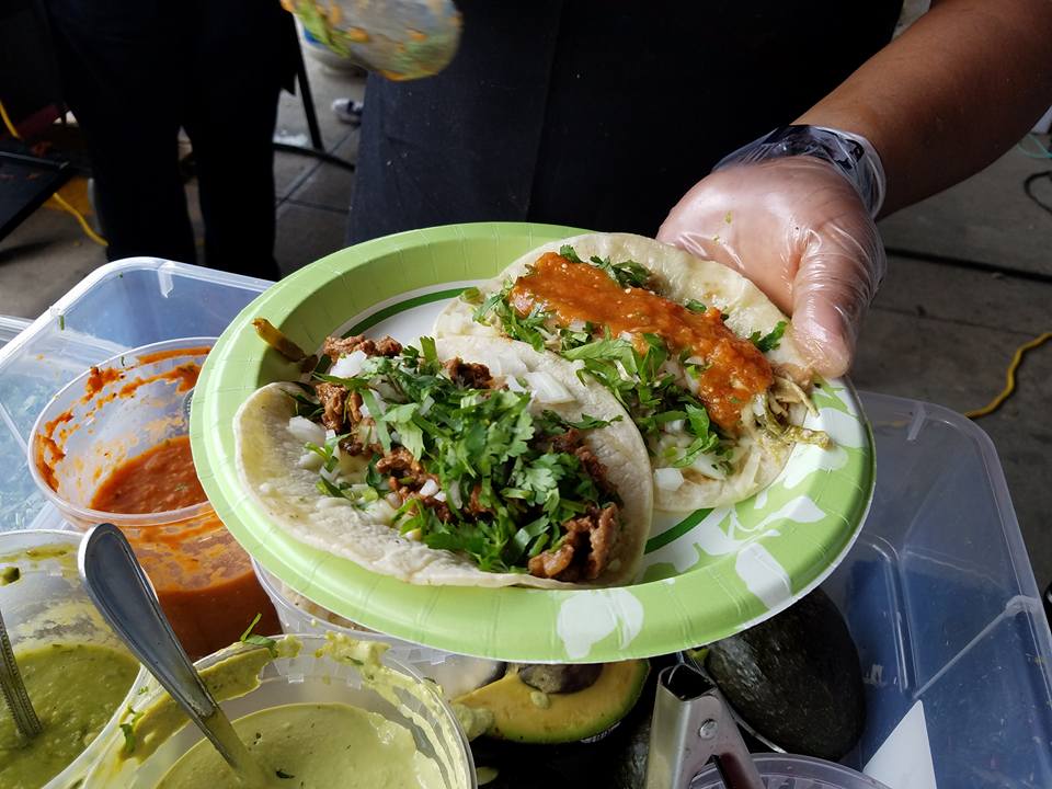 ITS ALMOST TACO FEST TIME, here are some tips from an expert <a href="/TacoTrail/">José R. Ralat 🌶️</a> Taco Festival Best Practices thetacotrail.com/2019/03/31/tac…