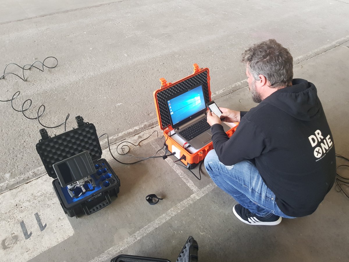 CodeGorillaBVBA's tweet image. Sub-second latency livestream with drones #4G #Dji @droneporteu
Solution by @dr-one