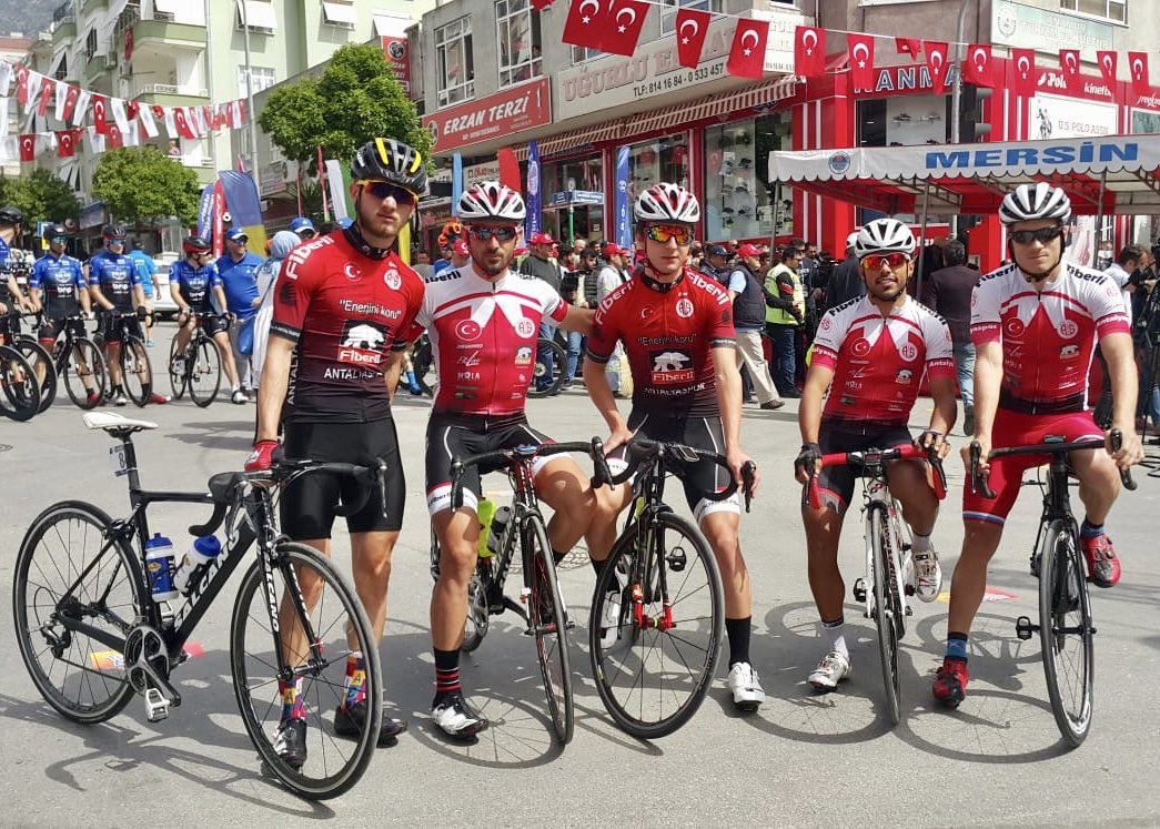 🚴‍♂️ Fiberli Antalyaspor Bisiklet Takımımız bugün start alan Tour Of Mersin Uluslararası Bisiklet Turu’nda mücadele ediyor. 

🔗 antalyaspor.com.tr/haber/fiberli_…