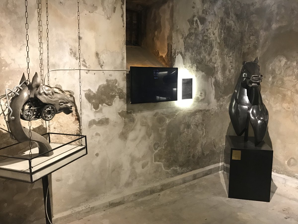 fordotosan's tweet image. Çağdaş İstanbul-Tomtom Designhood iş birliğiyle 25-28 Nisan’da düzenlenecek #StepIstanbul etkinliğinin ana sponsoru ve çalışma arkadaşlarımızın sanat eserleriyle katılımcısı olarak, sanatı hayatına katmak isteyenleri bu hafta sonu “Tomtom Kırmızı” ve İtalyan Lisesi’ne bekliyoruz.