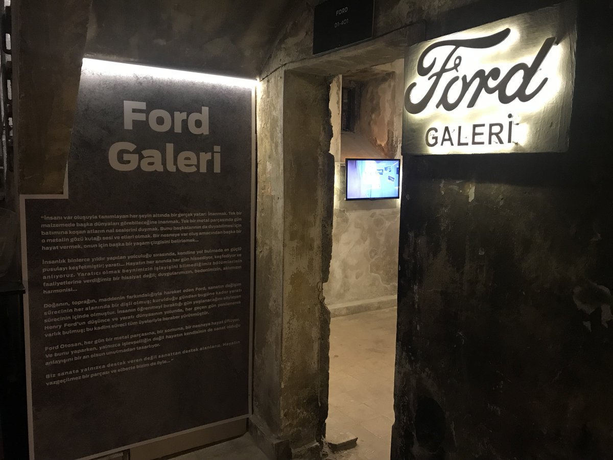 fordotosan's tweet image. Çağdaş İstanbul-Tomtom Designhood iş birliğiyle 25-28 Nisan’da düzenlenecek #StepIstanbul etkinliğinin ana sponsoru ve çalışma arkadaşlarımızın sanat eserleriyle katılımcısı olarak, sanatı hayatına katmak isteyenleri bu hafta sonu “Tomtom Kırmızı” ve İtalyan Lisesi’ne bekliyoruz.