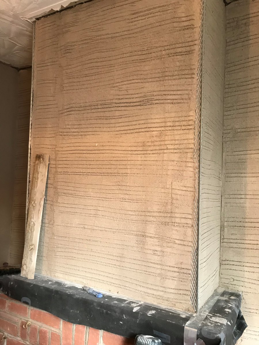 Work recently completed on a period property in Harwich. Removal of damp plasterwork and re-instatement using a lime based plaster. The walls have been left dry and ready for decoration. #damp #dampproofing