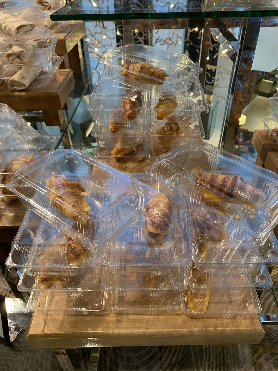 wbuxtonofficial's tweet photo. Given the sheer number of flights I take I can’t claim to be any sort of practicing eco warrior, but I’m getting very conscious of single use plastics. And while I’m sure we’re all very appreciative that food’s been put on for the media, this just seems utterly obscene. https://t.co/dzKoacQro1