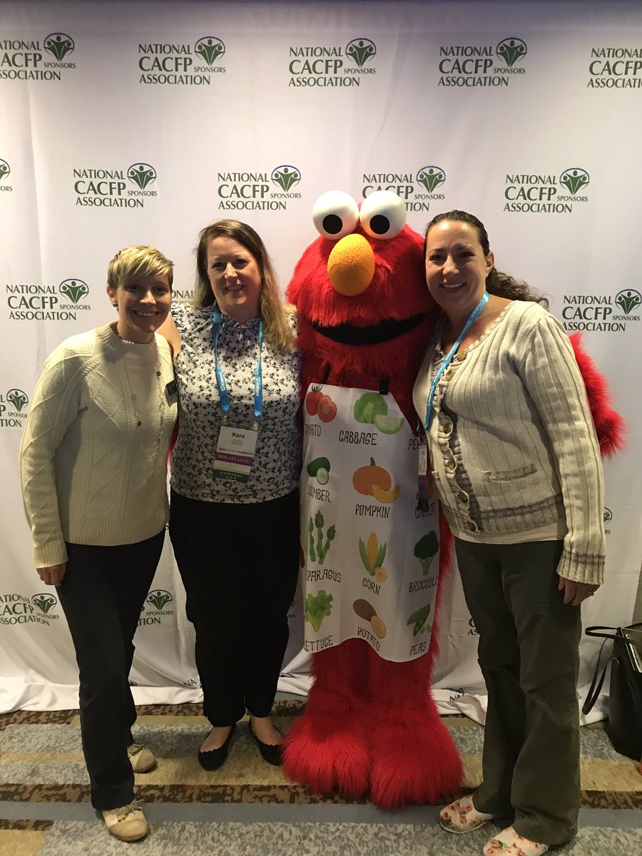 NoKidHungryMD's tweet photo. Hanging with Maryland sponsors and Elmo! #CACFP19 @Family_League @MdPublicSchools https://t.co/8geGT3S8gk