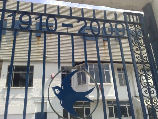 dantyte's tweet photo. Ten years ago today since the last Cardiff City game at Ninian Park. What a place #ccfc https://t.co/wbsT81juHm