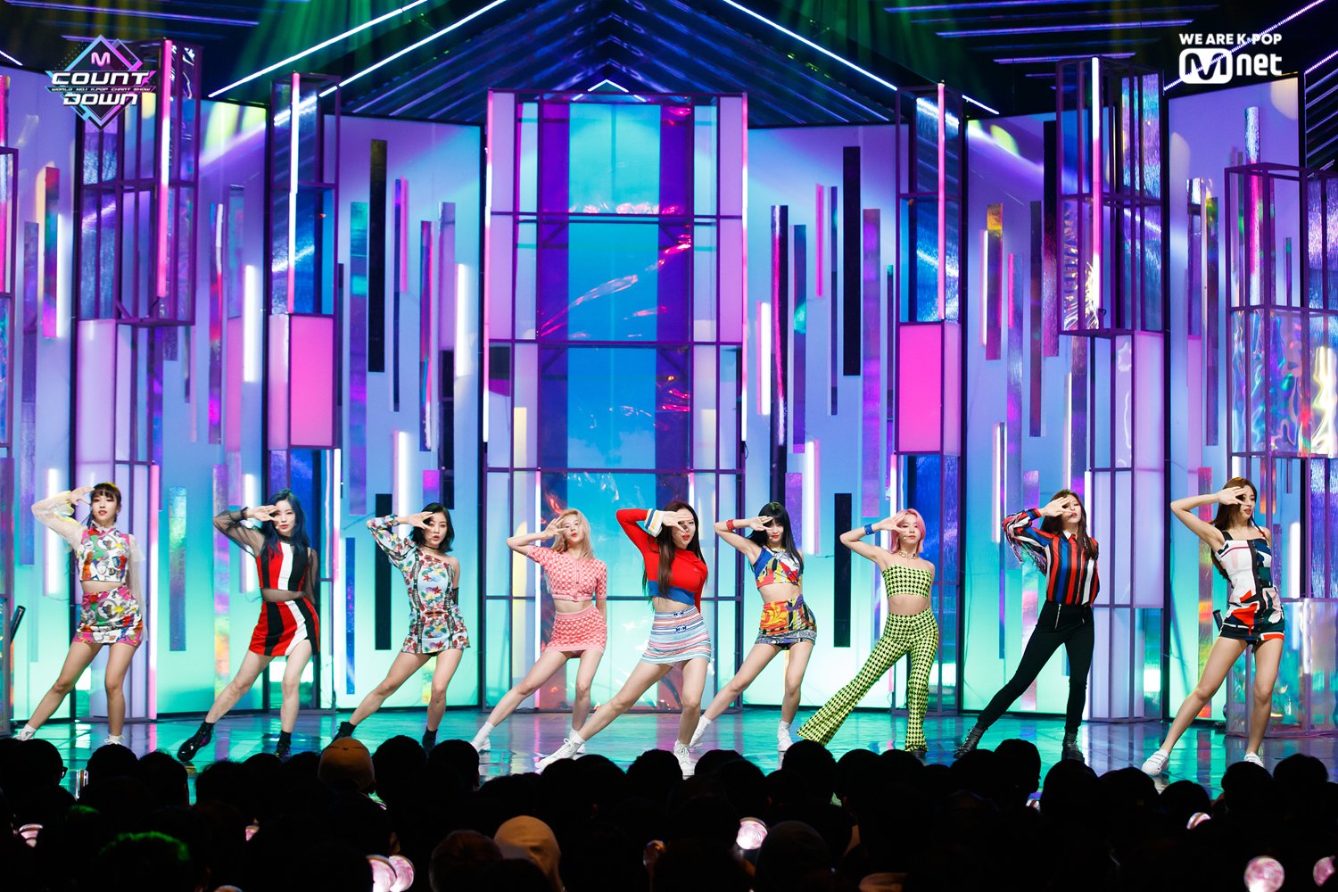 D5AWmCkUYAAFgWD.jpg:orig