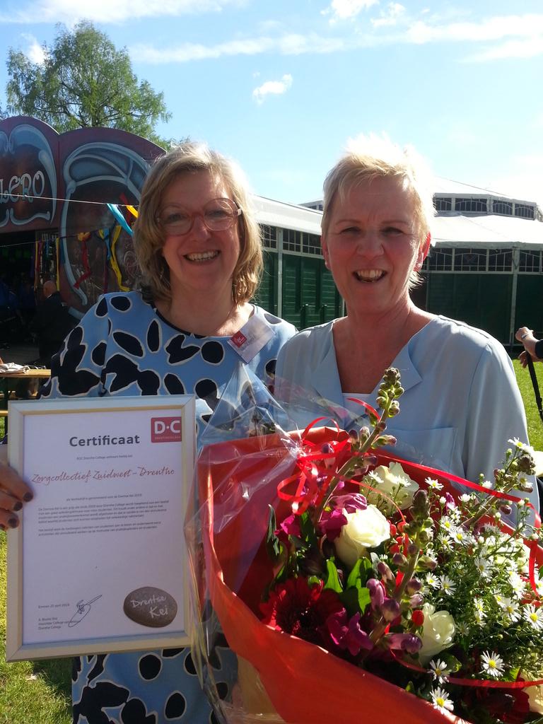 Buiten nagenieten van mooie middag Drentse Kei verkiezing met Carla Fortuin docent  <a href="/DrentheCollege/">Drenthe College</a> en Jolanda Trompetter <a href="/_ZZWD/">ZZWD</a>