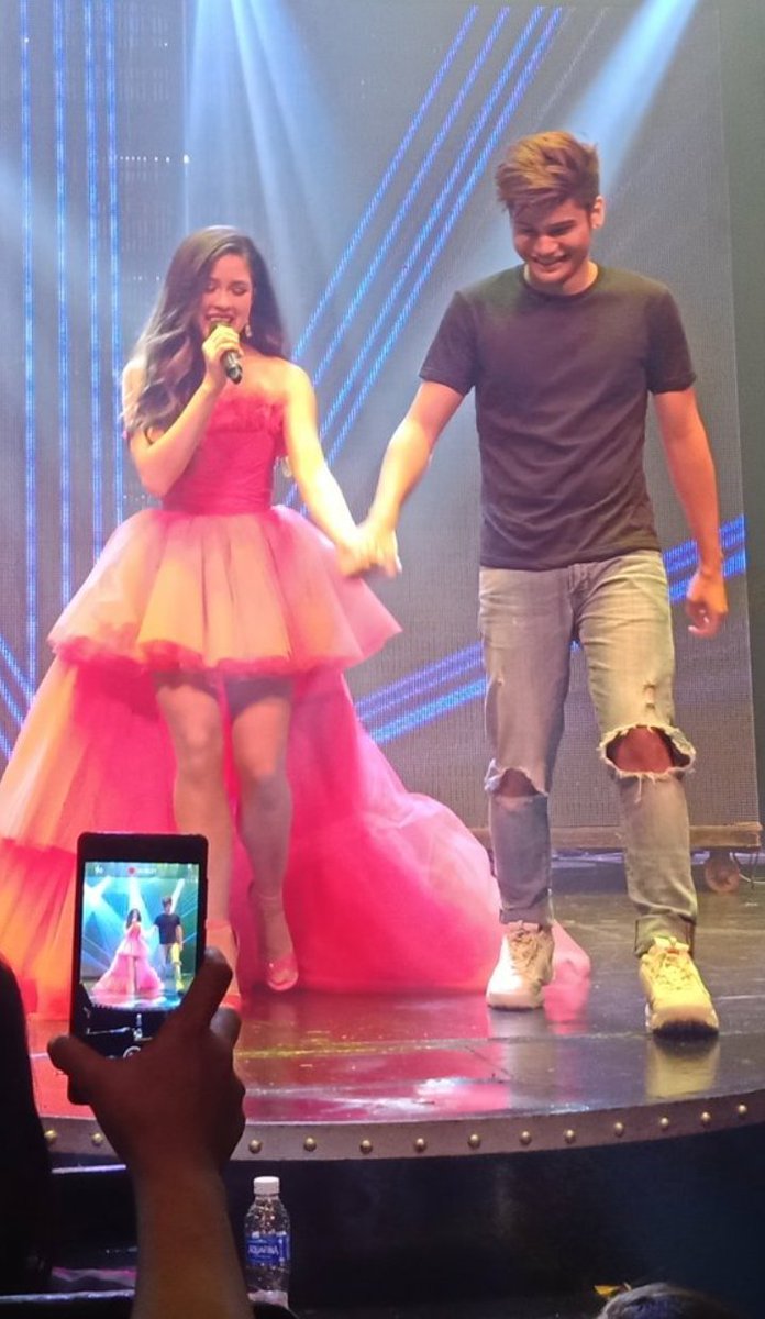 KissTian,layag!ayiee!!Patingggg!!san ka na?!

<a href="/KissesDelavin/">Kisses Delavin</a> 
#LoveALifeFullOfKISSES