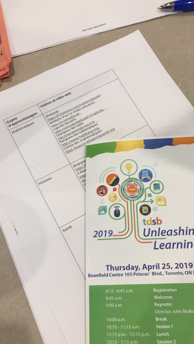 Mme_DLL's tweet photo. Come get a list of videos for French teachers! Venez! #fsl #UnleashingLearning2019 https://t.co/8VHKO1gSbP
