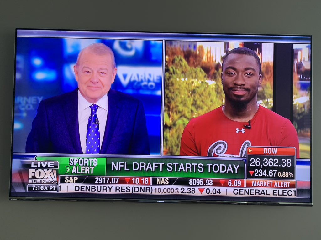 Listening to <a href="/MarcusLattimore/">Marcus Lattimore</a> advise future NFL draft picks on how to spend their money once they’re drafted on Varney &amp; Comoany. Nicely done; so glad he’s on campus advising student athletes at the University of South Carolina. #Gamecocks
