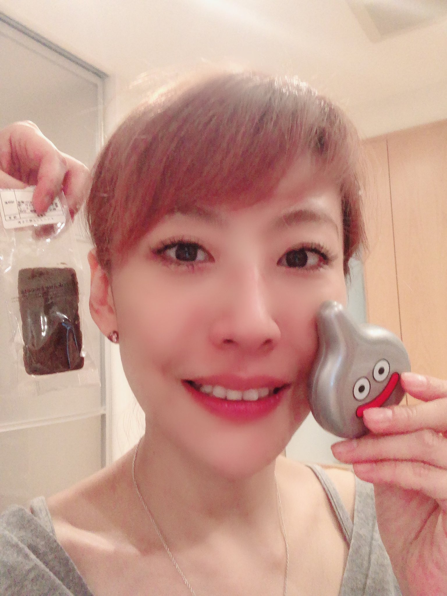 朴璐美 ミアン12歳 絶賛 想像妊娠中 そのミアンのお乳が ビュッ っと勢いよく目に飛び込んできて 明日の本番大丈夫かよ っつーくらい腫れました でもスライム目薬で治ったぜ ヒュゥーーー T Co jmobvs0x Twitter