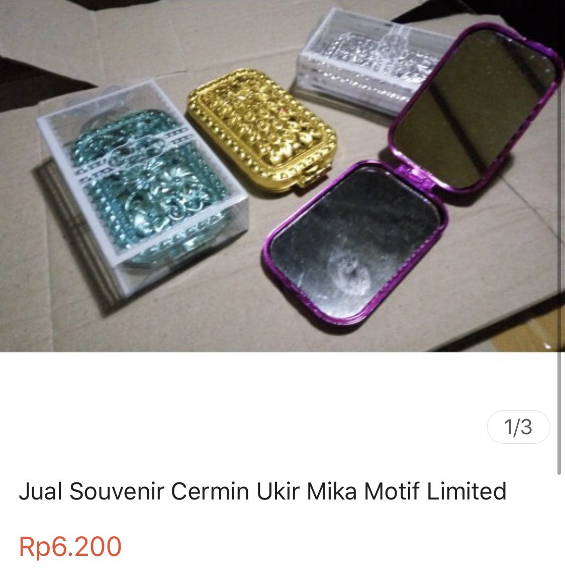 Sampai saat ini baru bisa kebeli cermin kayak gini 😭

Mbak <a href="/hanumrais/">drg. Hanum Salsabiela</a> pasti kecewa 😭